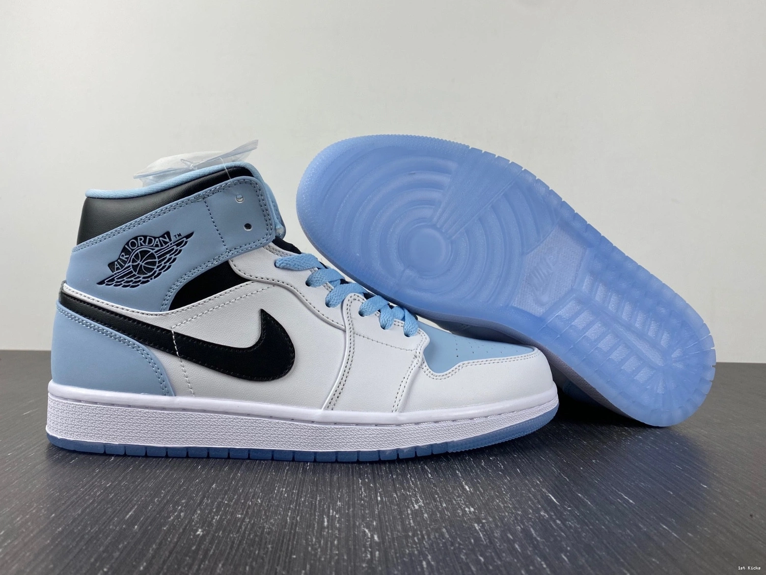 Mid DV1308-104 - Ice Blue SE (2023) Jordan 1 0930